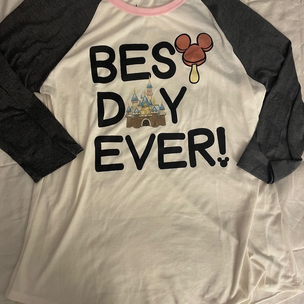 EUC Walt Disney world tee